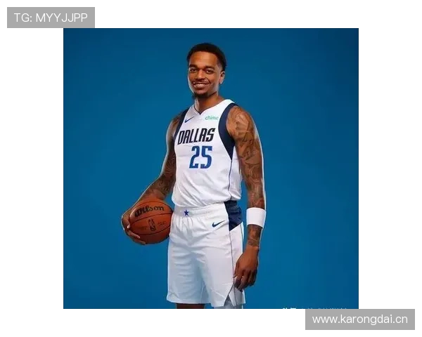 华盛顿谈弗拉格表现称其正在努力寻求个人定位与发展方向 华盛顿谈弗拉格表现称其正在努力寻求个人定位与发展方向